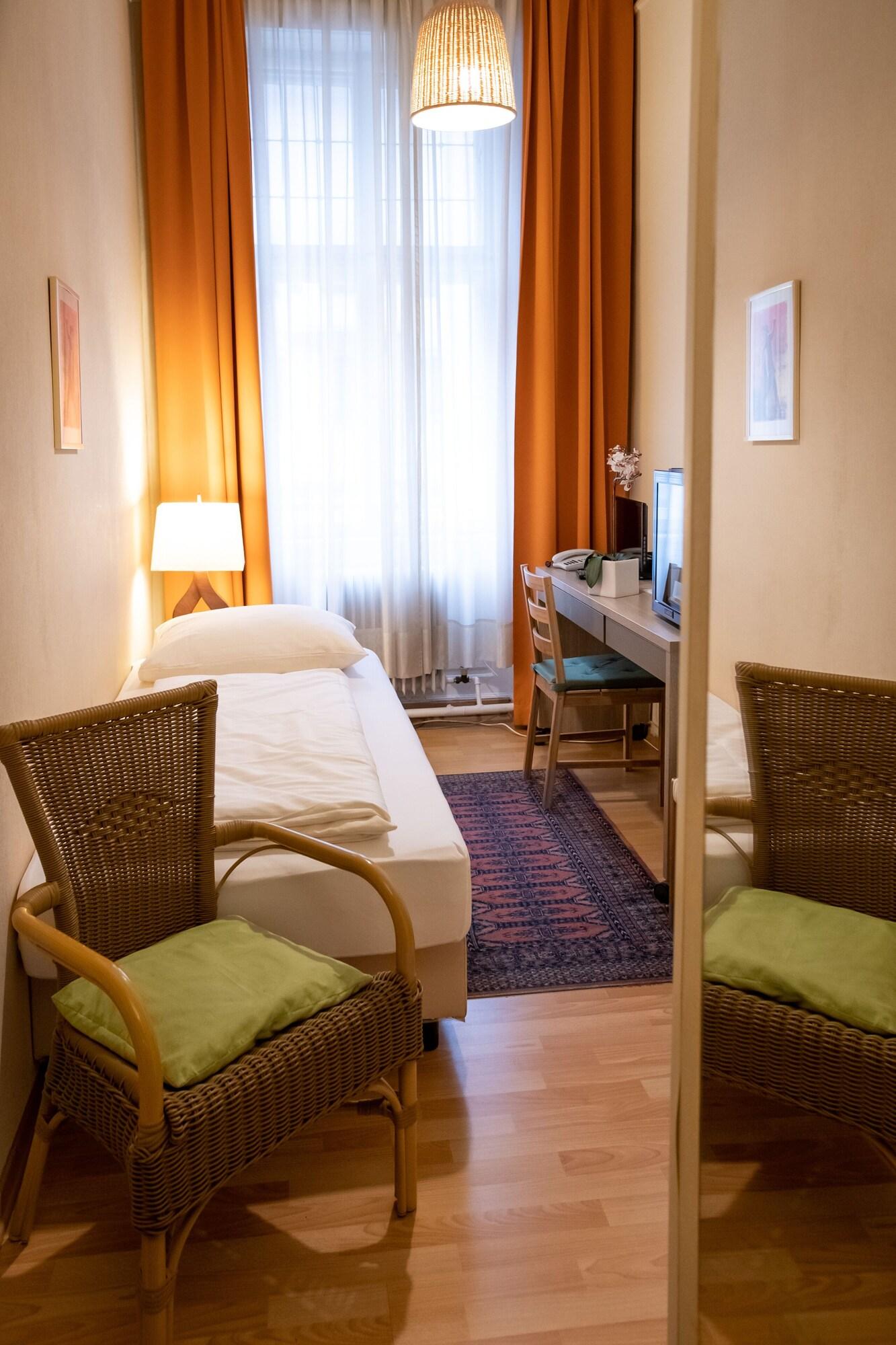 Pension Hotel Mariahilf Wien Exteriör bild