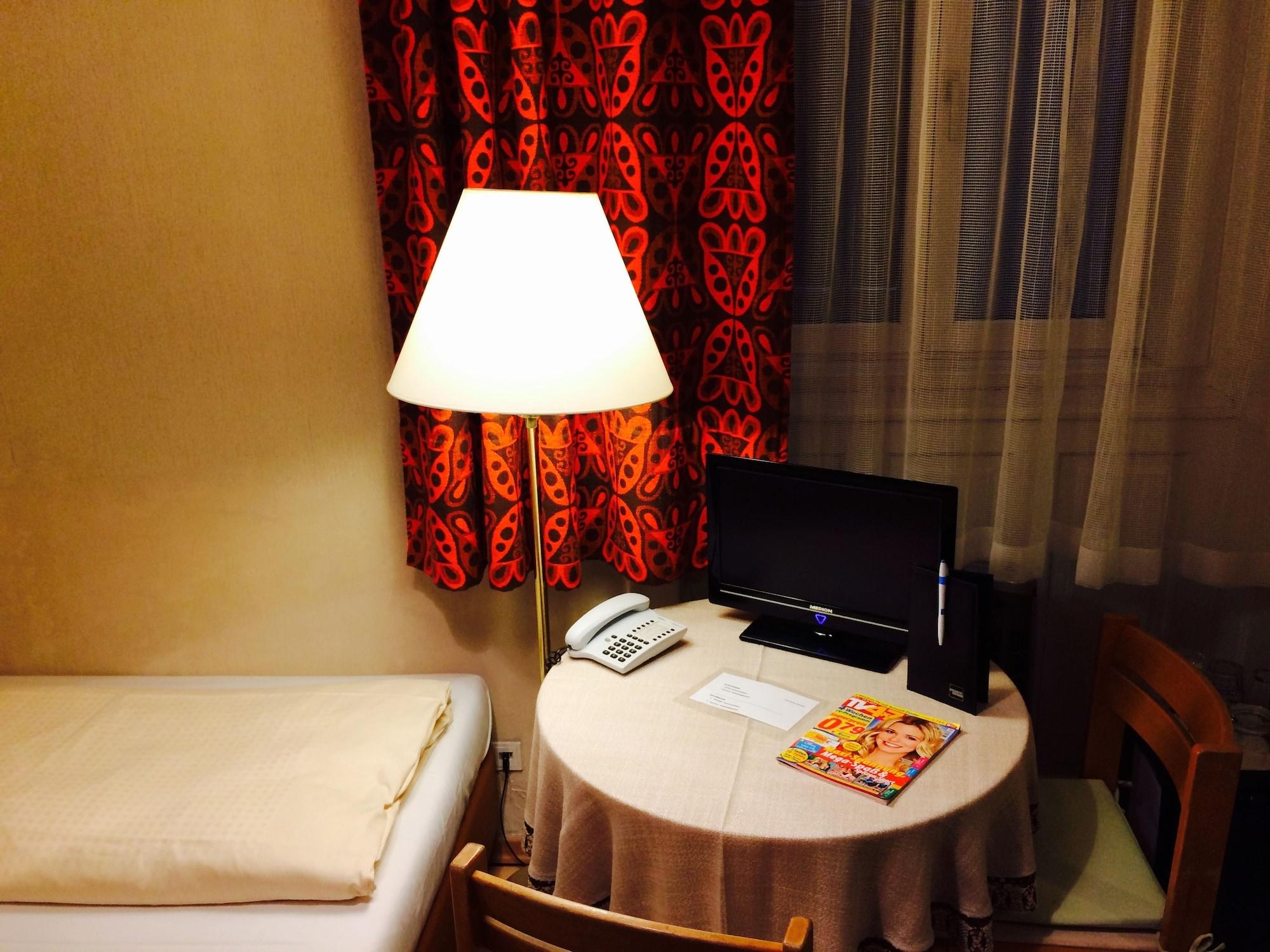 Pension Hotel Mariahilf Wien Exteriör bild