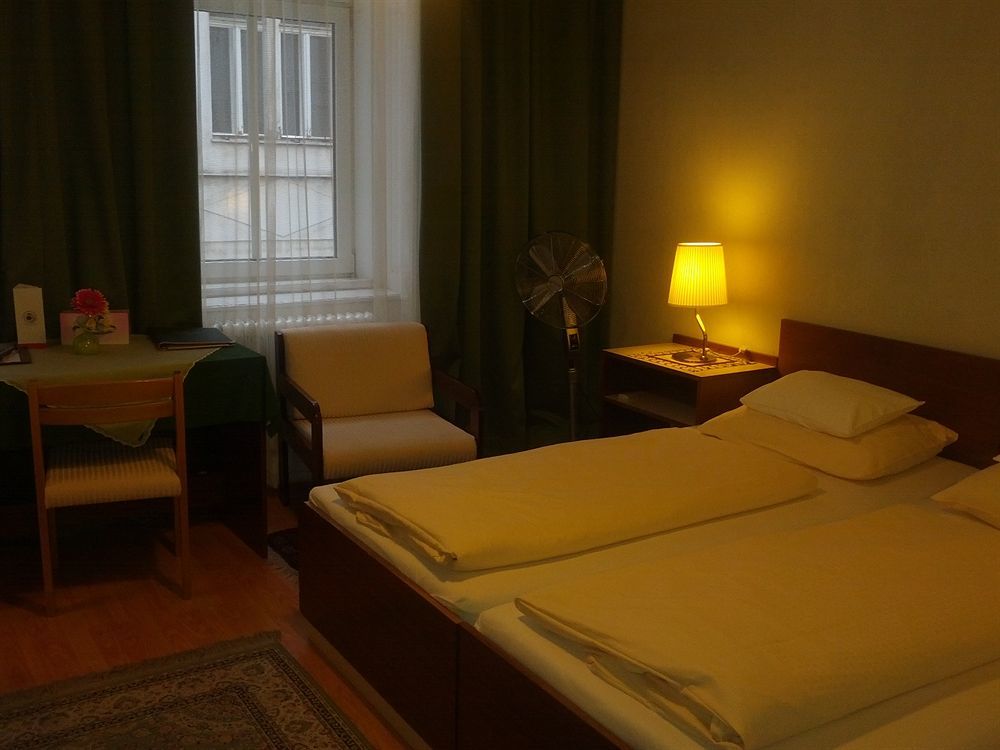 Pension Hotel Mariahilf Wien Exteriör bild