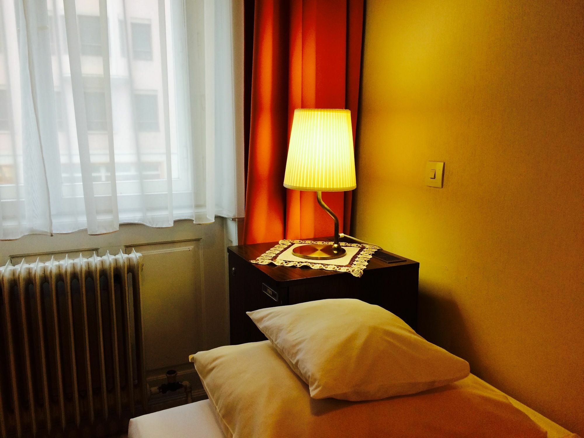Pension Hotel Mariahilf Wien Exteriör bild
